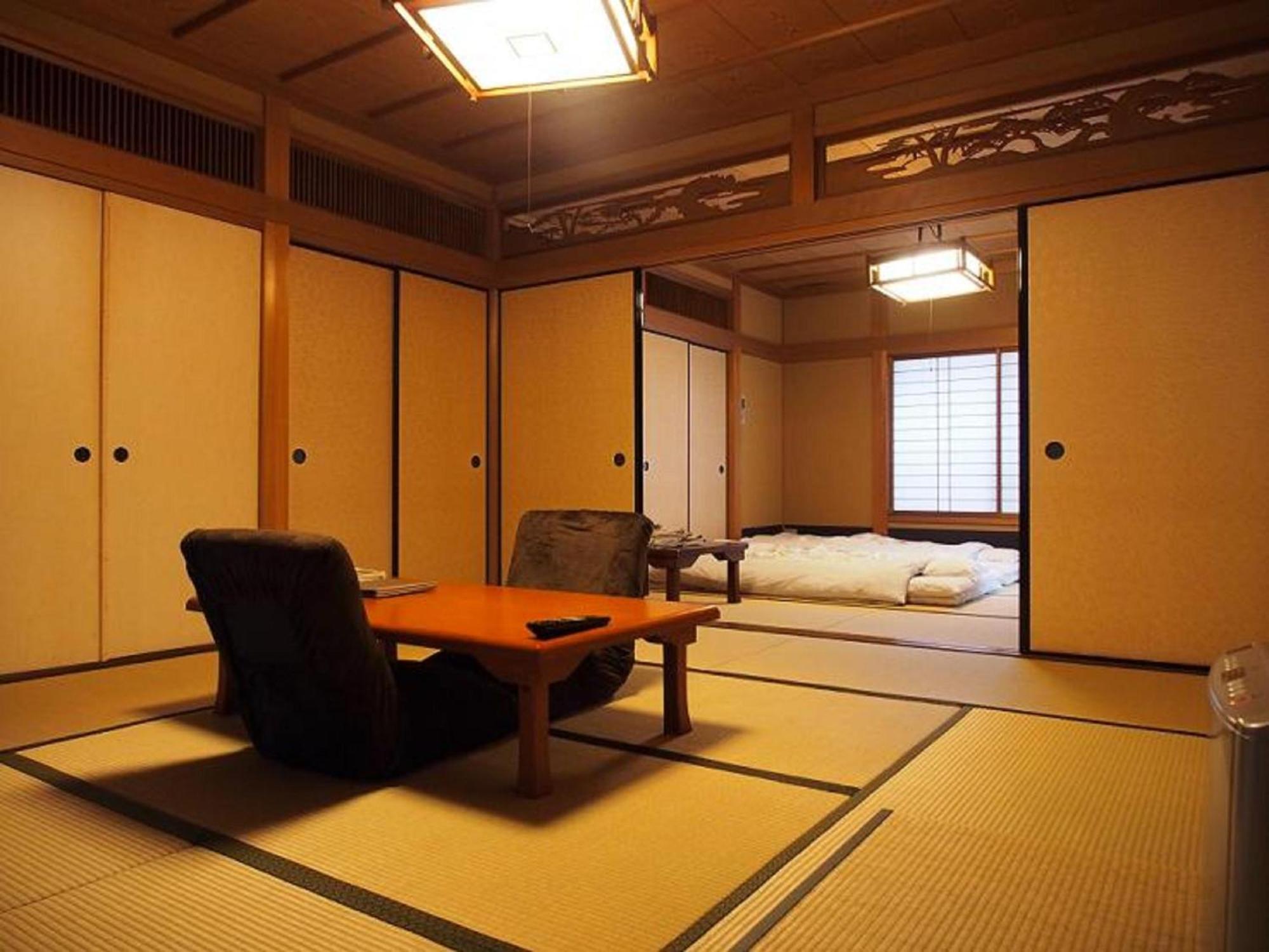 Kamuroan Kyoto Luaran gambar