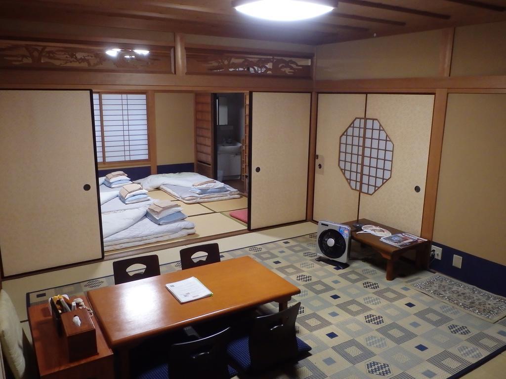 Kamuroan Kyoto Luaran gambar