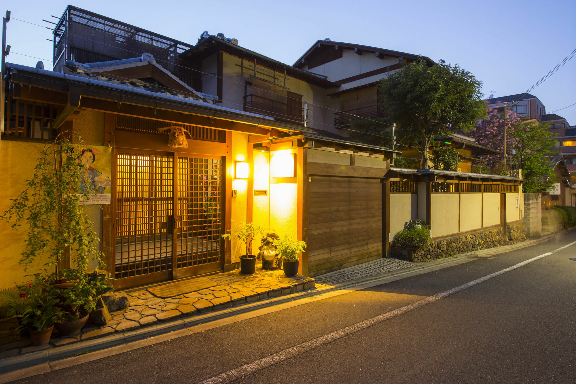 Kamuroan Kyoto Luaran gambar